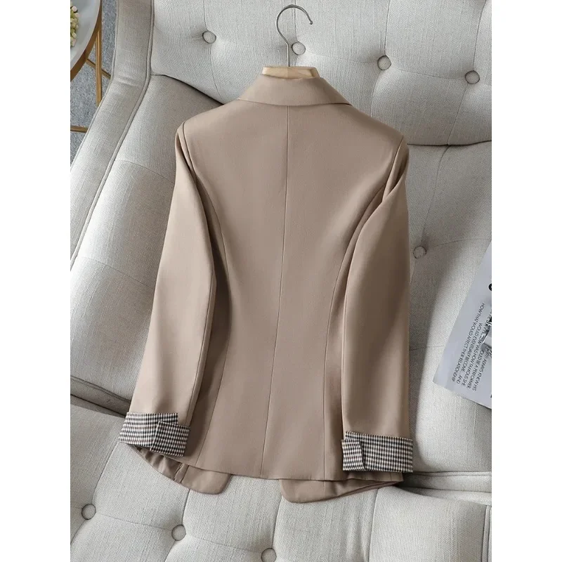 Рисунок 4 - Женский Повседневный Блейзер на одной пуговице