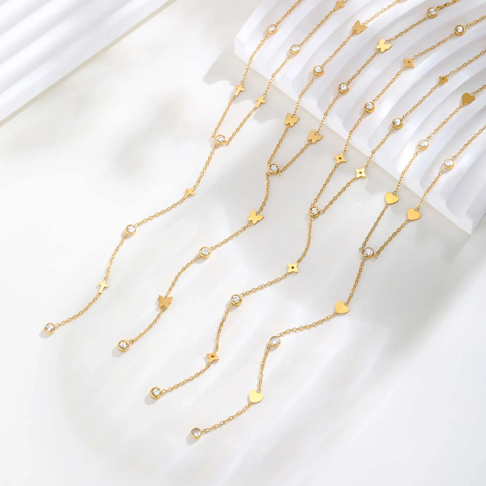 Trendige hochwertige Zirkon-Blumen-Herz-Halskette für Frauen, wasserdichte Edelstahl-Charm-Halskette, Party-Schmuck-Geschenk – Detail 7