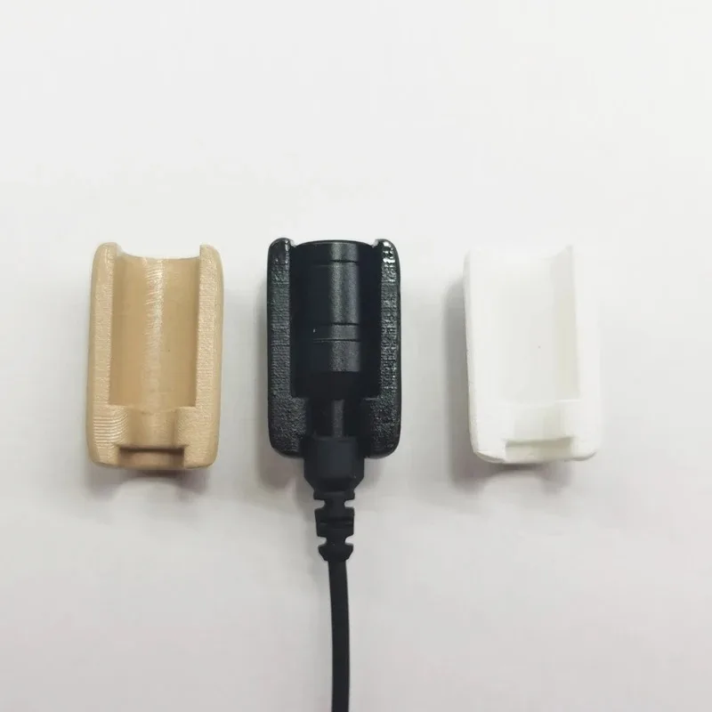 캔폰 마운트 라발리에 마이크는 DJI 마이크용 마찰 방지 홀더입니다. 소리를 수신하면 마찰 소음을 줄여줍니다.