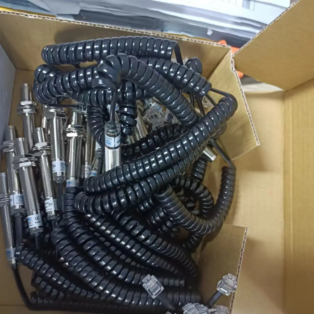 original official FOTEK FC-12V FC-12R FC-12N provides discounts for large quantities of stock