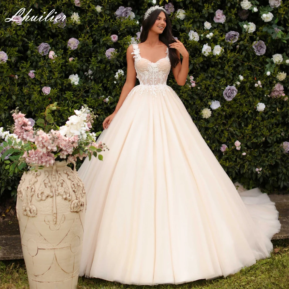 

Lhuillier Elegant A Line Sweetheart Neckline Tulle Wedding Dresses Floor Length Pearls Beaded Bridal Dress with Chapel Train