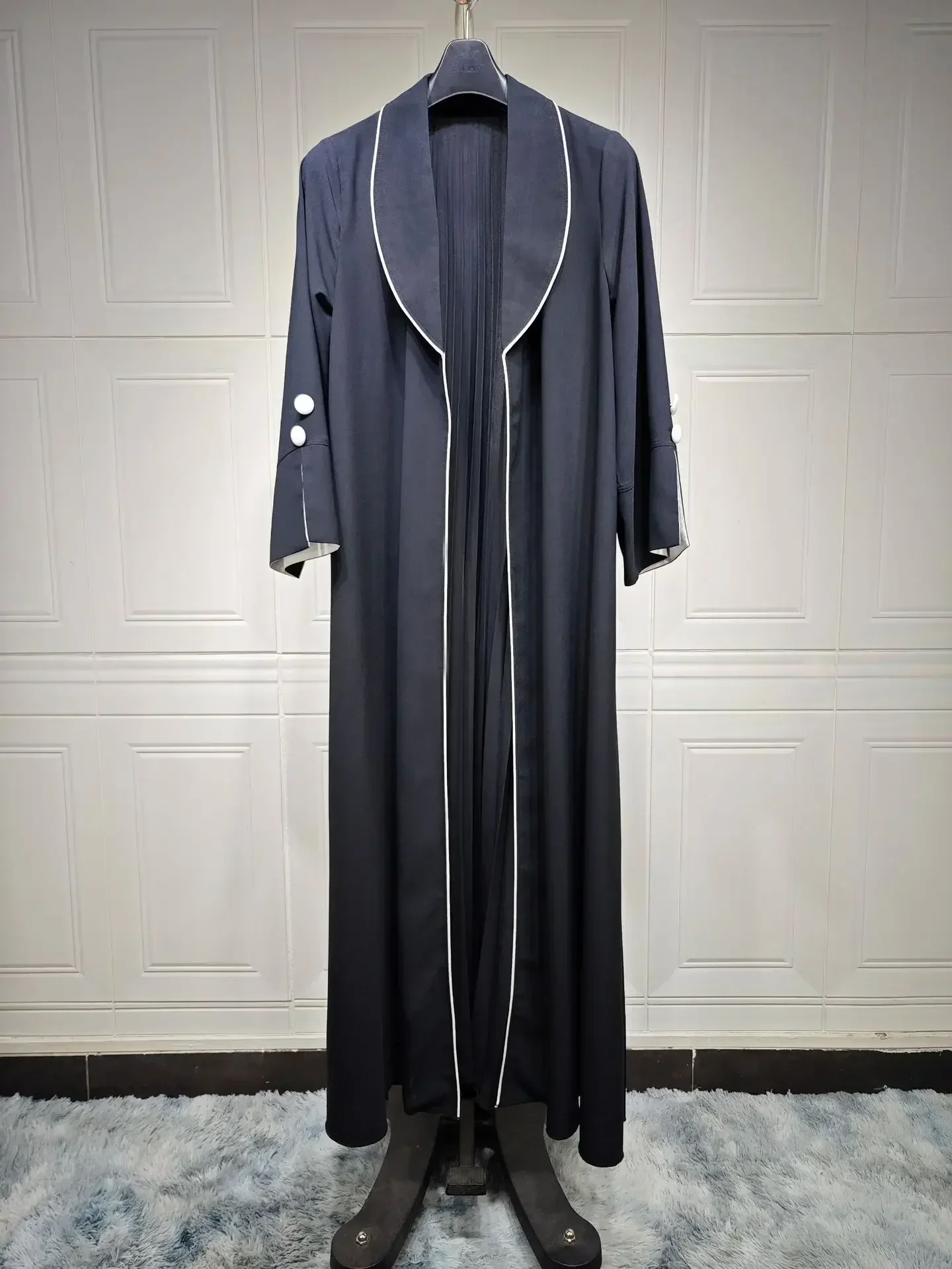 Muslim Autumn Winter Open Kimono Abaya for Women Jalabiyat Black and White Contrast Color Moroccan Turkish African Robe Dubai