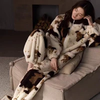 Pajamas Women's Autumn and Winter New Flannel Loungewear Coral Fleece Thickened Fleece Polka Dot Zipper Warm Clothes Set - Image 3