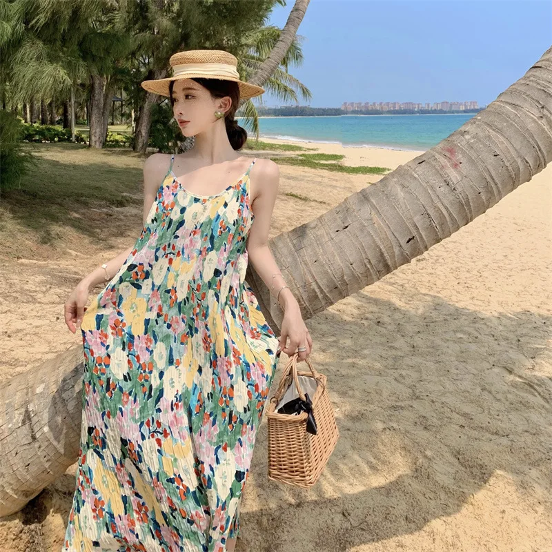 

Bohemian halter oil painting dress Ms. 2023 summer new casual seaside vacation sexy skirt