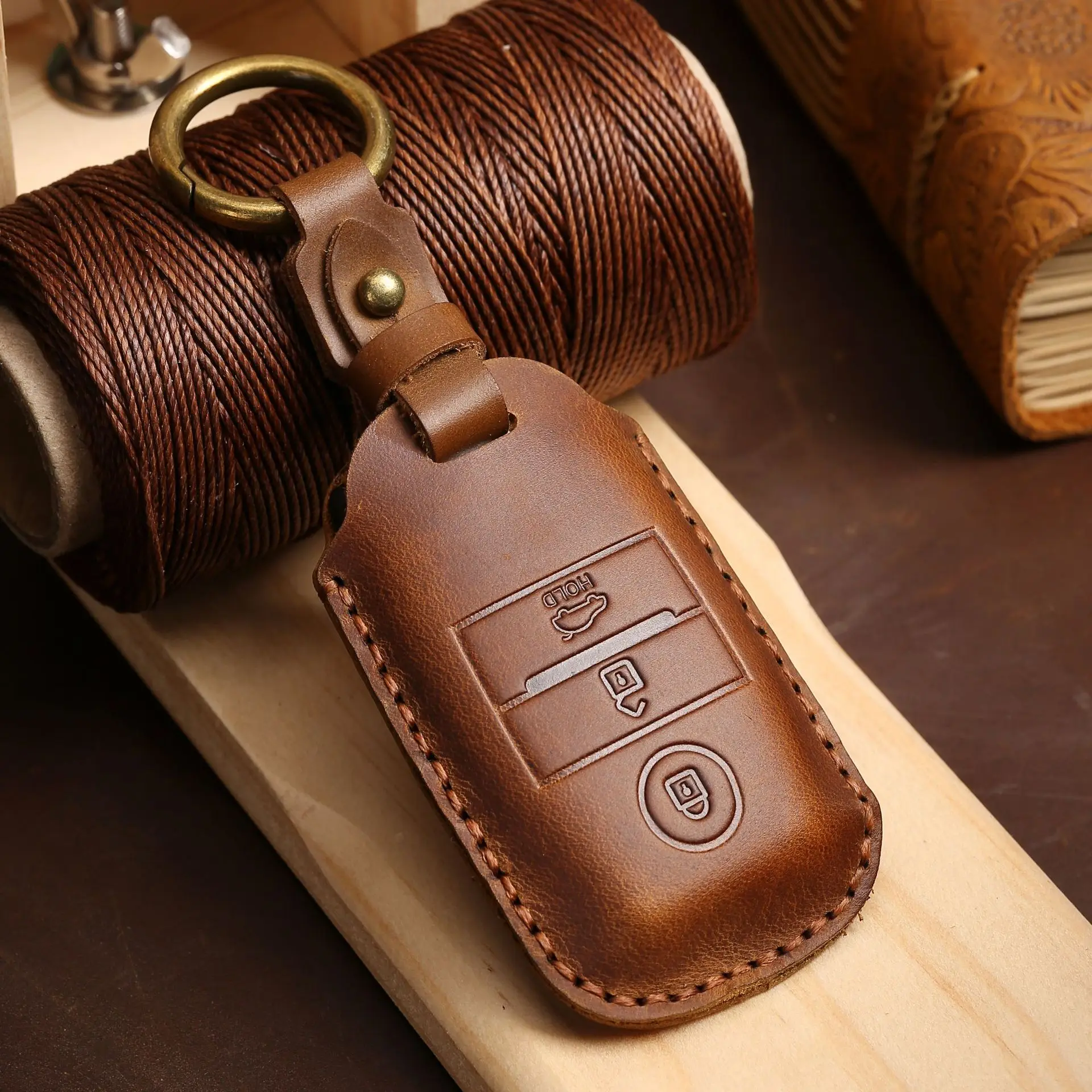 

Folding Car Key Cover Protection for KIA Sid Rio Soul Sportage Ceed Sorento CeratoK2 K3 K4 K5 Remote Case Protect Keychain