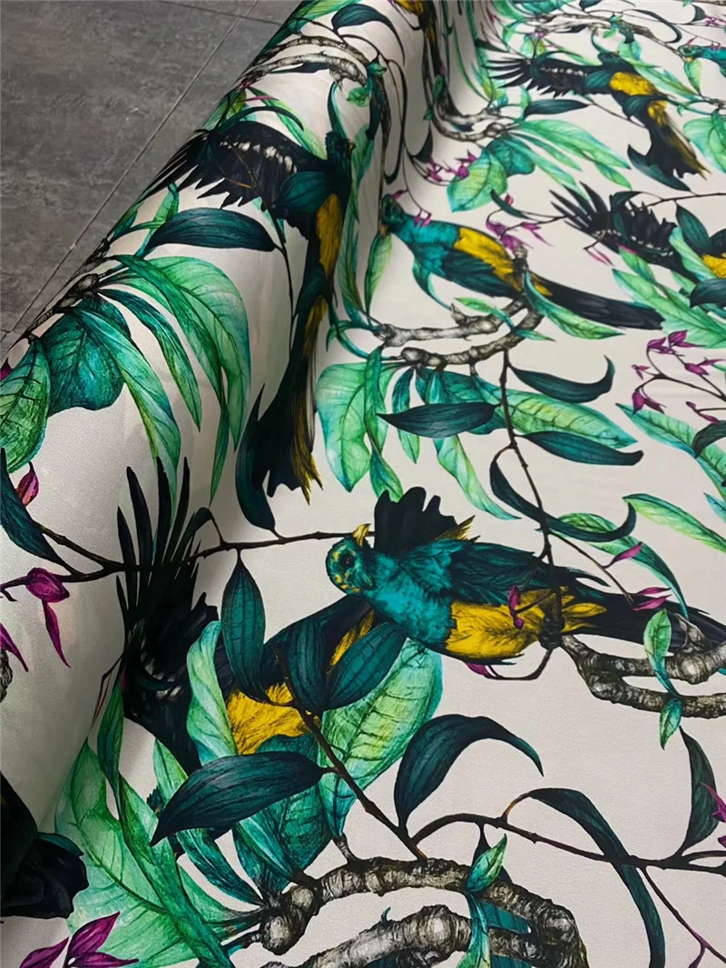 

Новая печатная фигурка цветов и птиц на белом фоне 19 мамочка эластичная двойная Джо мягкое дышащее Платье Рубашка шелковая ткань