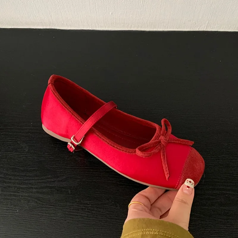 2025 New Versatile Women's Mary Jane Shoes Fashionable Elegant Light Bow Women's Thick Heel Shoes Comfortable Dress 3