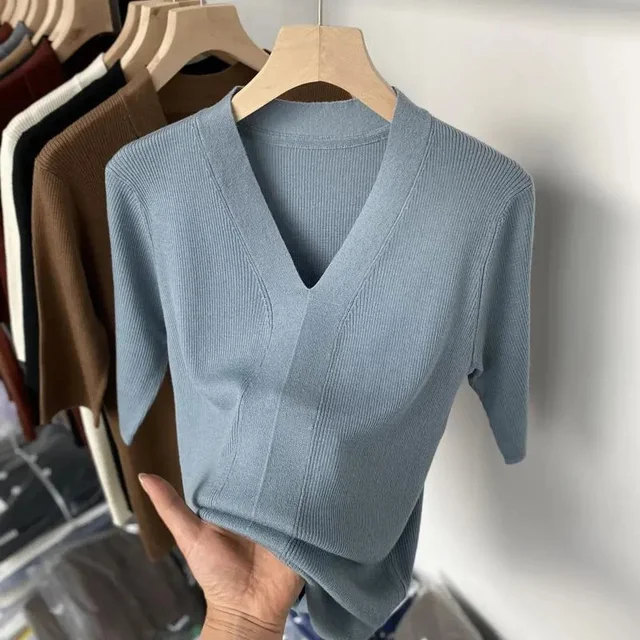 Women Sweater Short Sleeve V-neck Stripe Knitwears Slim Fit Shirt Korean Fashion Pullovers Thin Knit Tops 2024 Bottoming Shirts 4