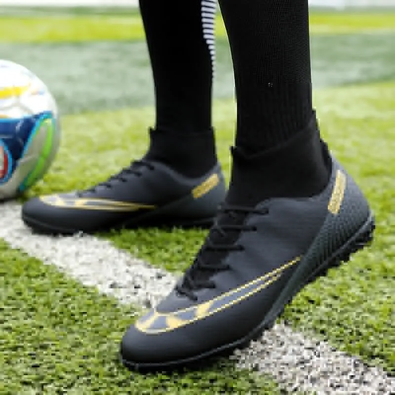 High Quality Football Boots Same As C.Ronaldo Soccer Shoes Assassin Chuteira Campo TF/AG Football Sneaker Futsal Training Shoes