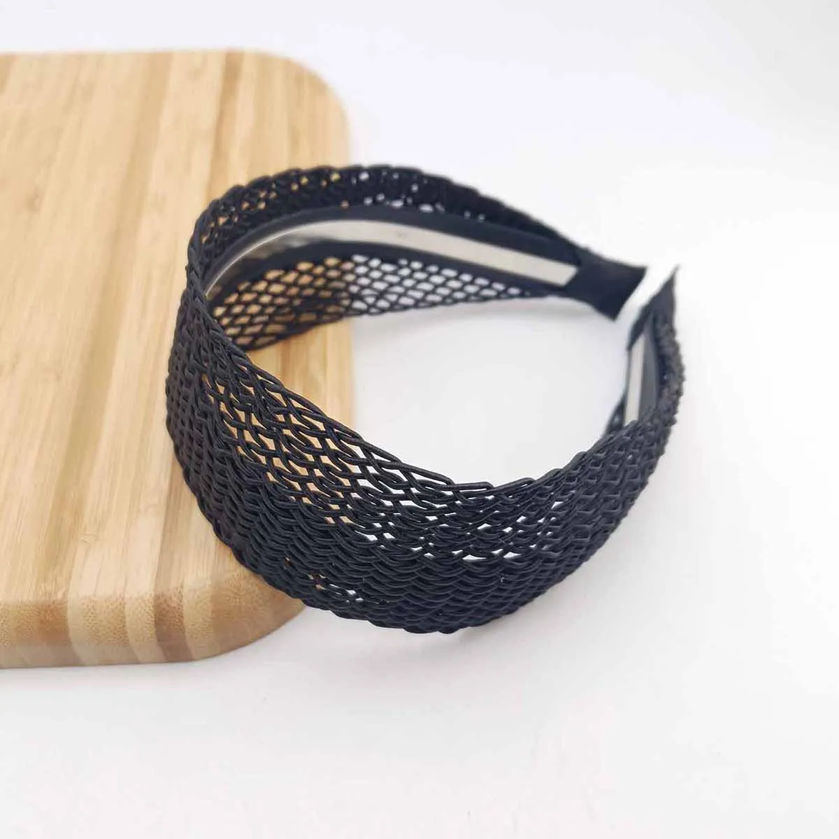 5,5 cm breitkrempiges Stroh-Hohlstirnband, böhmisches Haarband, eleganter, anmutiger weiblicher Haarschmuck, trendiges Stirnband für Frauen – Detail 9