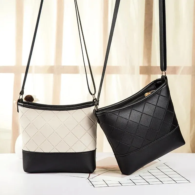 Chic Floral Pattern Crossbody Bag for Women - Soft PU Material and Trendy Design