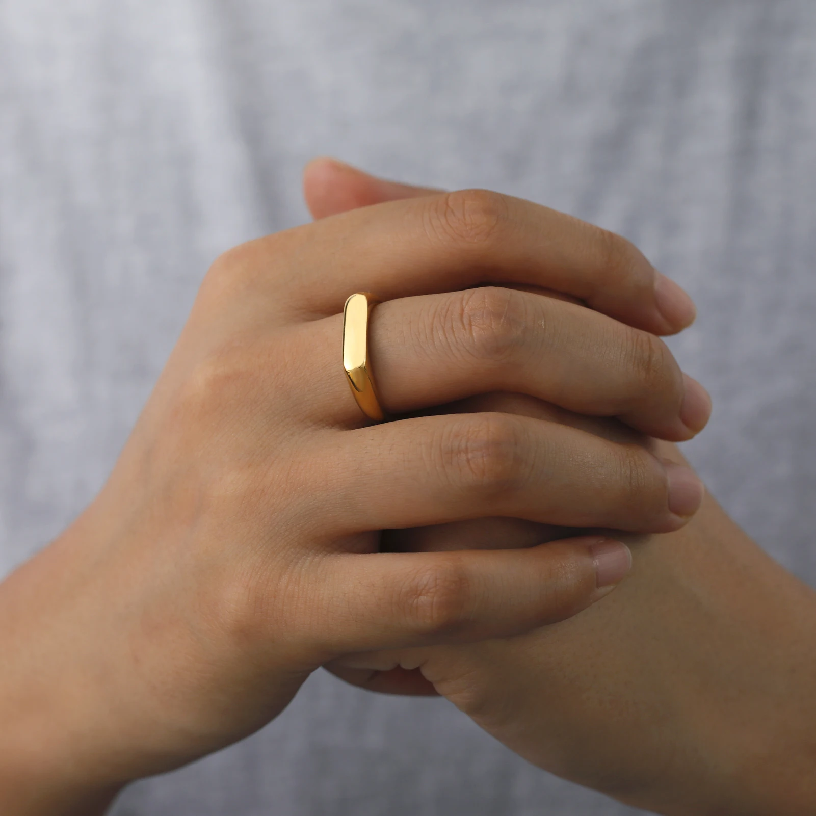 Stainless Steel Men's Women's Rings Classic Gold Color Finger Rings Trend Fashion Wedding Couple Jewelry gold color rings couples rings stainless steel ring finger ring gold color ring wedding rings wedding ring