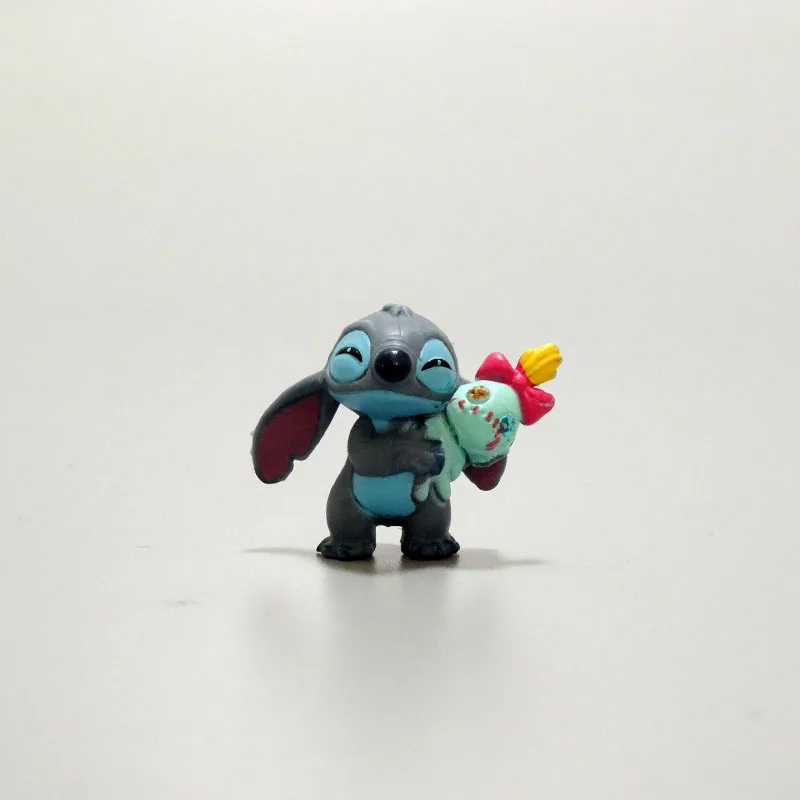 Figurines d'action Disney CAN o & Stitch, mini figurine point, micro  paysage, décor de gâteau, jouets Kawaii, cadeaux de Noël, 3cm, 12 pièces -  AliExpress