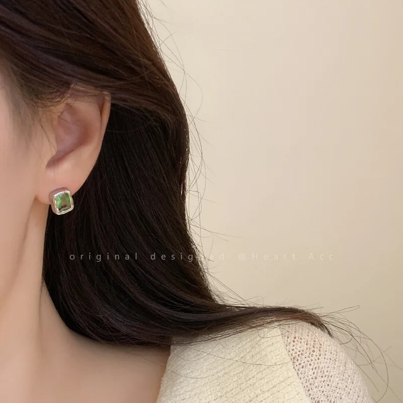 925 Sterling Silber Quadratische Grüne Zirkon-Ohrstecker für Damen Piercing Hochzeit Luxus-Schmuck Großhandel Juwelen Money 925 – Detail 3