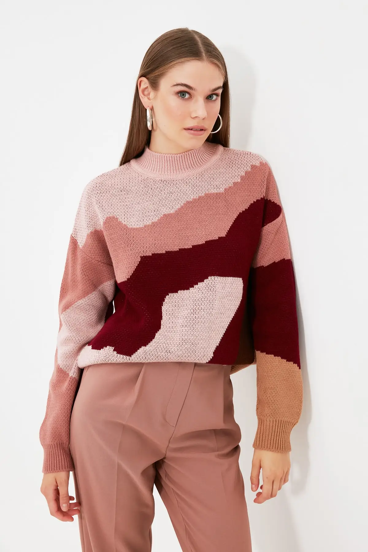 Trendyol Upright Collar Jacquard Knitwear Sweater TWOAW22KZ0014 Trendyol Upright Collar Jacquard Knitwear Sweater TWOAW22KZ0014