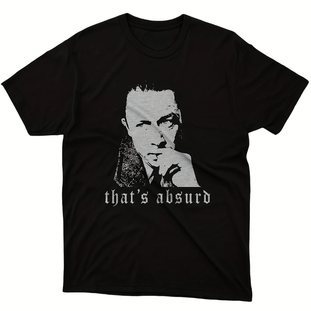 Die Inspiration für das Herren-T-Shirt stammt von Albert Camus und zeigt den Mythos von Sisyphos mit einem Vintage-Druck mit einem absurden Zitat.