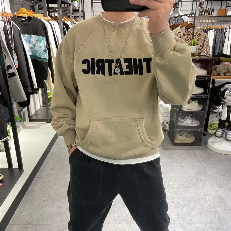 Fashion O-Neck Printed Letter Pockets Casual Sweatshirts Men's Clothing 2023 Winter Loose All-match Tops Korean Warm Sweatshirts