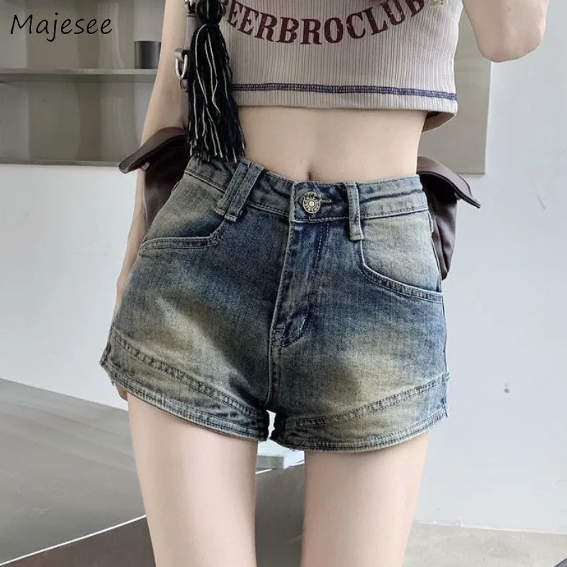 

Gradient Denim Shorts for Women Mini Washed Do Old Summer Slim Retro American Style Fashion Young Tender Ladies Daily Hot Sale