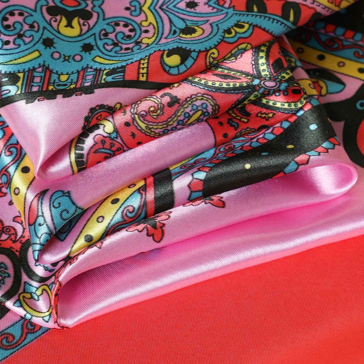 2025 Head Scarf Women Luxury Brand Square Silk Foulard Satin Bandana Summer Soft Neckerchief Hijab Hair Scarves For Ladies