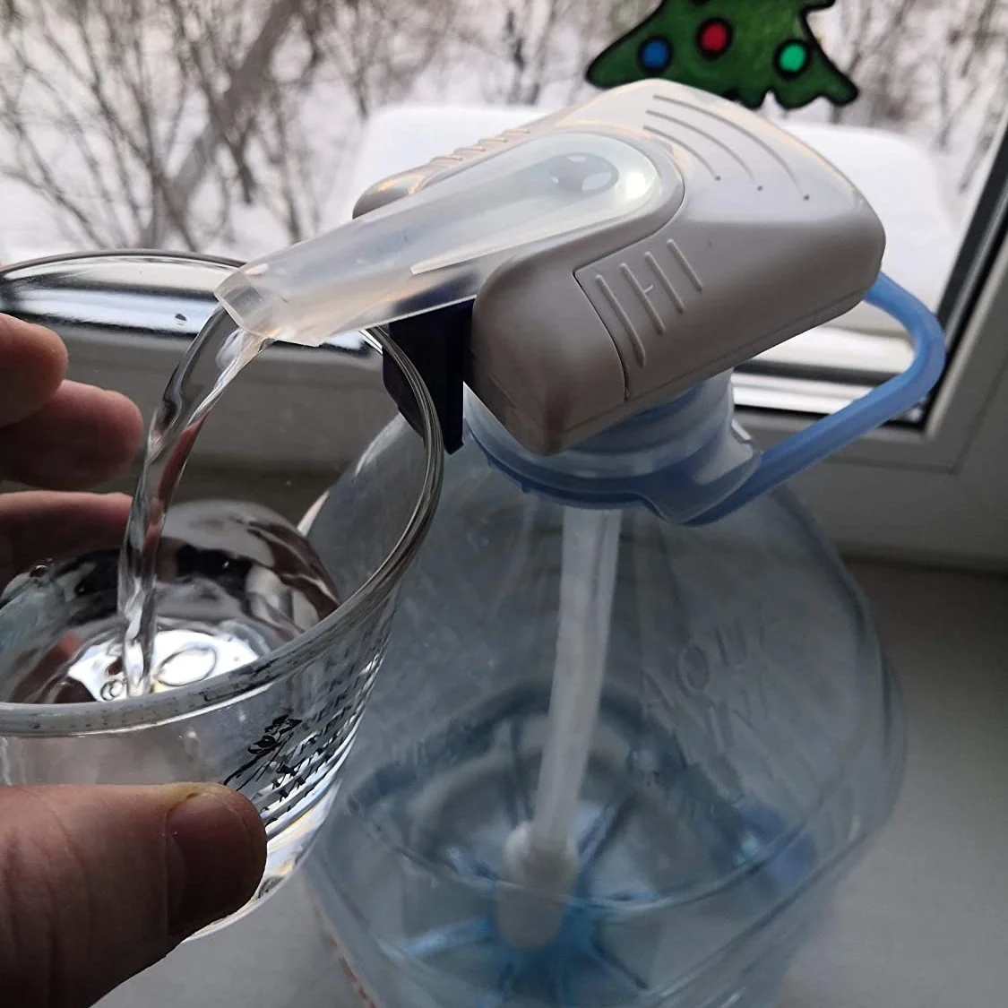 Water Dispenser Electric Faucet, Suitable for Iced Beverage Milk Juice Splash-Proof Bottle Spout HOT