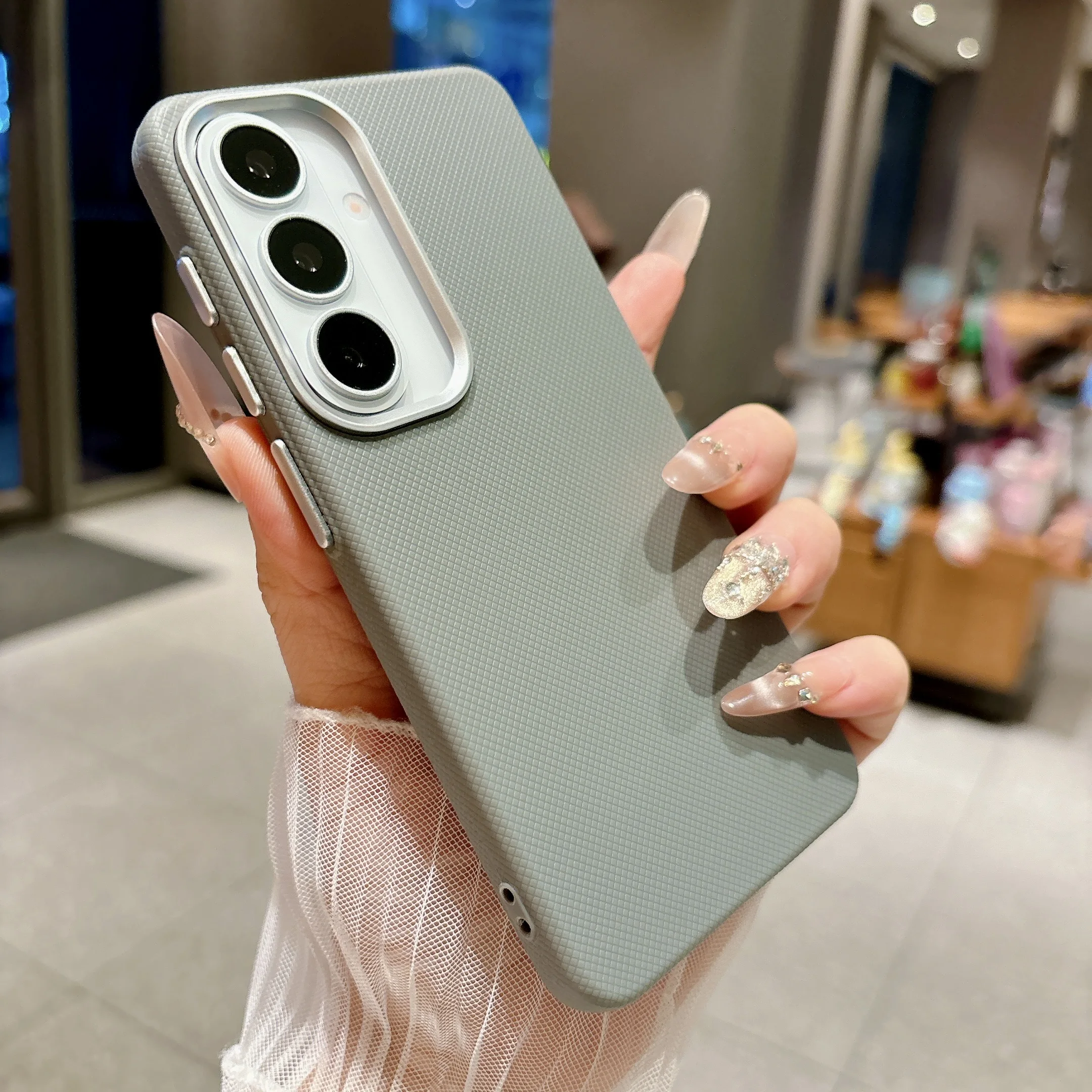 Elegant Textured Leather Phone Case - Simple and Stylish Cover