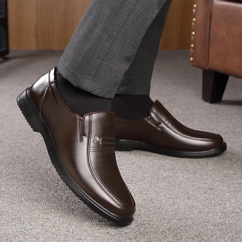 Handmade Genuine Leather Shoes Men Loafers Business Casual Shoes Classic Soft Leather Hombre Breathable Flat Shoes 2