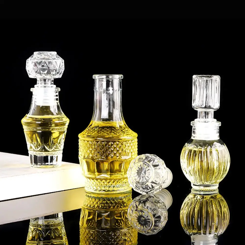 Transparent 50ml Glass Whiskey Decanter with Screw Cap