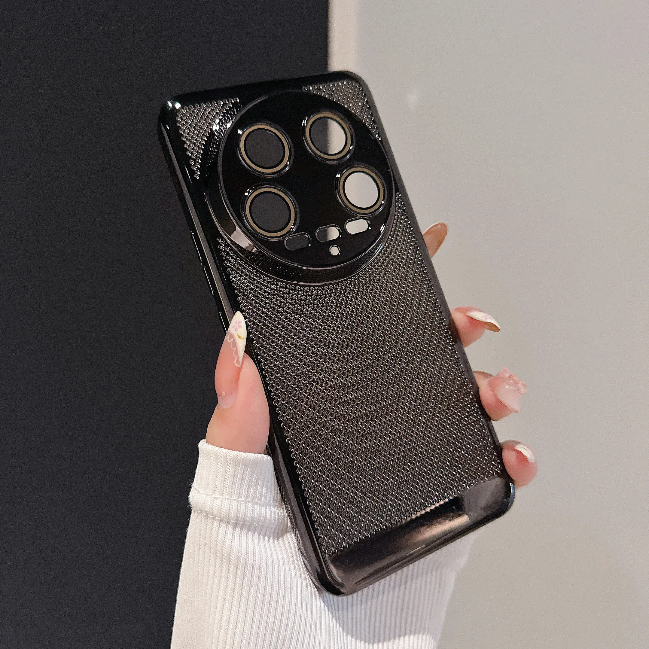 Enhanced Heat Dissipation Breathable Plating Hard Phone Case