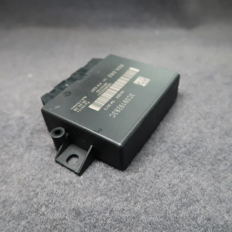 3C0919283C Parking Radar Module for VW Passat 2006-2008 automotive control module