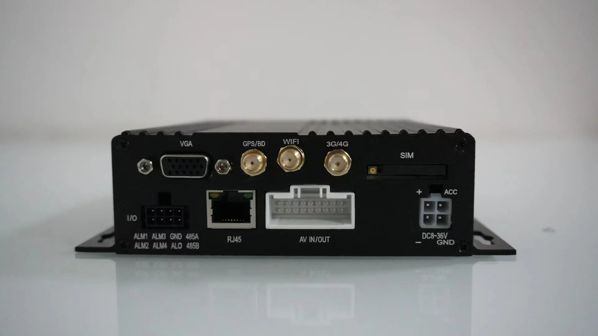 Hot H.264 4 Channel AHD 1080P GPS 4G WIFI Mobile DVR Car Bus Truck Taxi MDVR Real-Time Surveillance