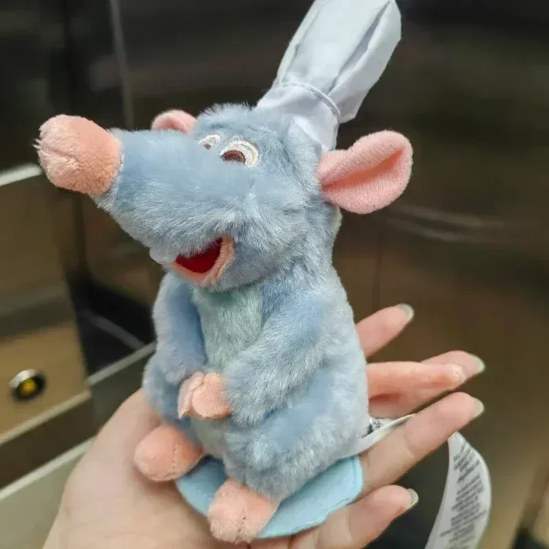 thumbnail image 1 of Figura de peluche de Disney Kawaii Ratatouille Remy, juguete magnético de Ratatouille Chef Remy, regalo de Navidad, juguetes para niños, 1 of 5