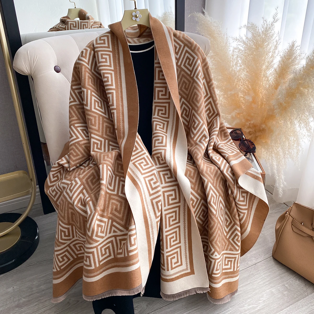 Luxury Autumn and Winter Cashmere Scarf Women New Warm Pashmina Blanket Poncho Scarves Fashion Print Shawl Thick Foulard Bufanda