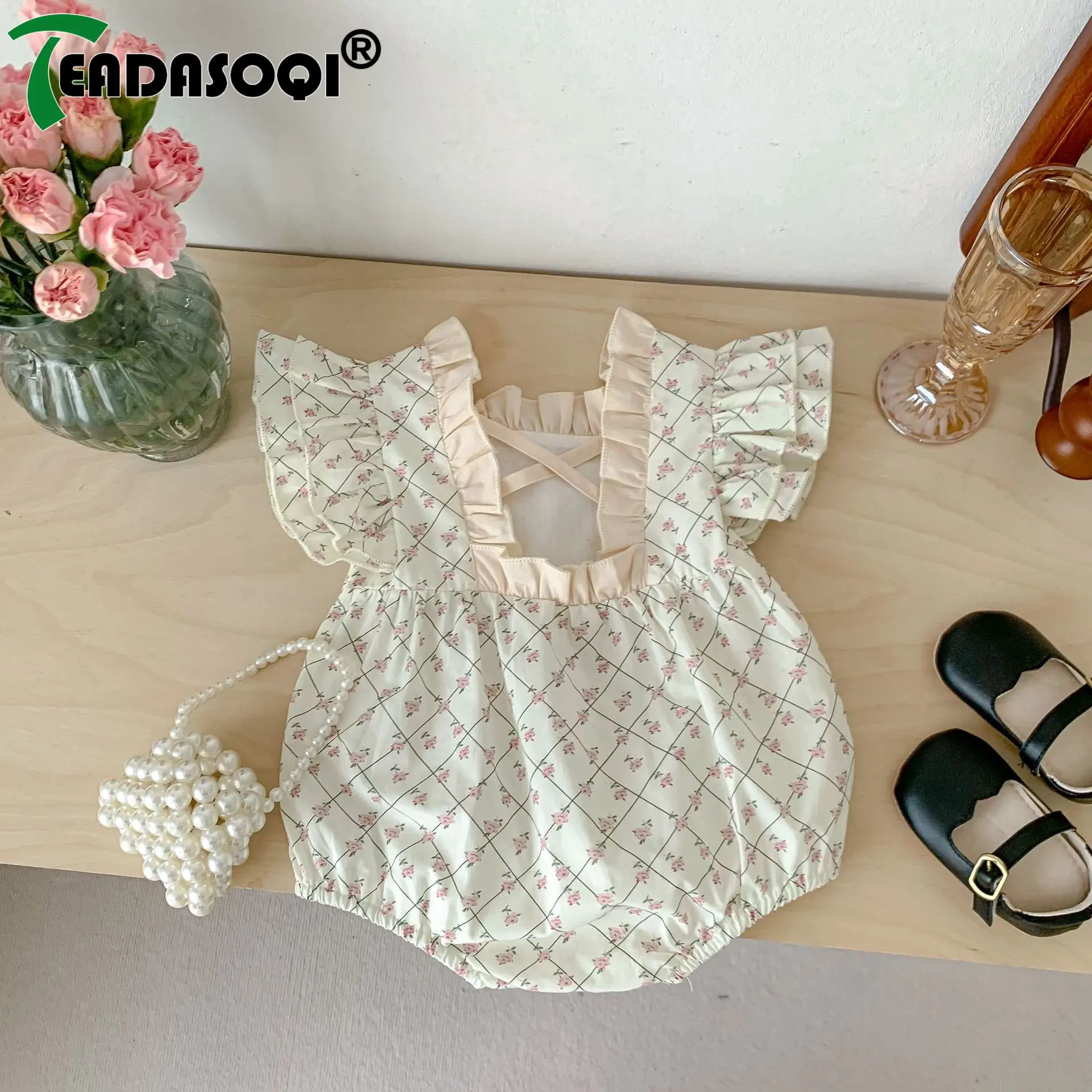 

Summer Cute Bodysuits 유아복 Newborn Baby Girls Floral Ruched Fly Sleeve Outdoor Clothing Infant Kids Cotton Jumpsuits Toddler