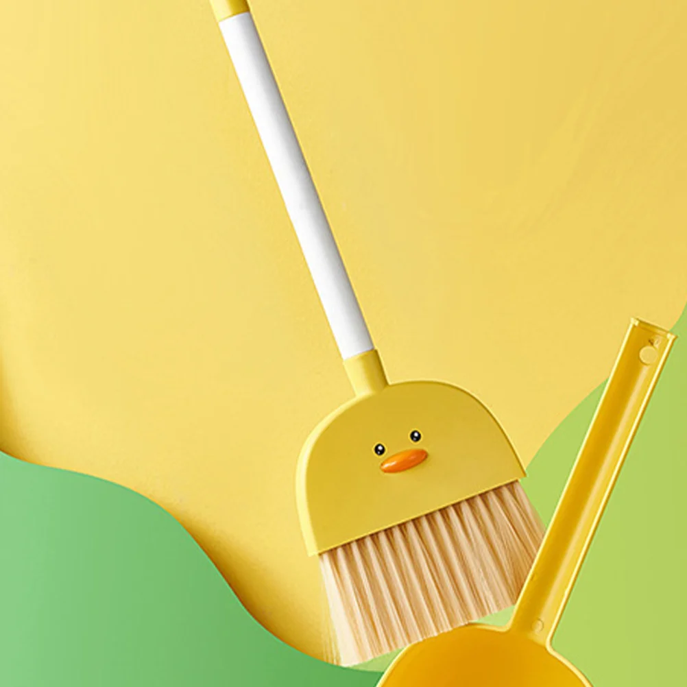 

Cartoon Small Broom Pretend Play Cleaning Tool Kids Plastic Broom Children Broom Cleaning for Housekeeping Play Birthday Gifts