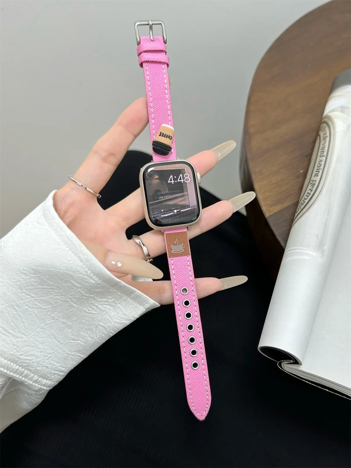 Bracelet de montre pour iWatch 42/44/45/46/49 mm 38/40/41 mm Bracelet de montre tendance en cuir PU pour montres de la série Ultra2 Série 10/9/8/7/6/5/4/3/2/1_voghion.com