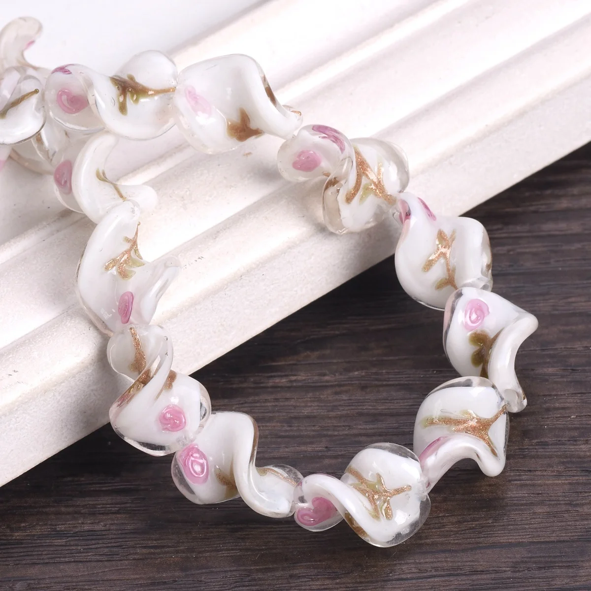10pcs Twist Shape 18x13mm Handmade Flower Lampwork Glass Loose Crafts Beads For Jewelry Making DIY Earring Findings