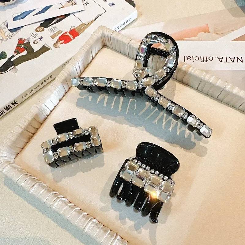 

2023 New Women Hair Claws Shiny Rhinestone Square Hair Clips for Girl Fashion Hair Accessories