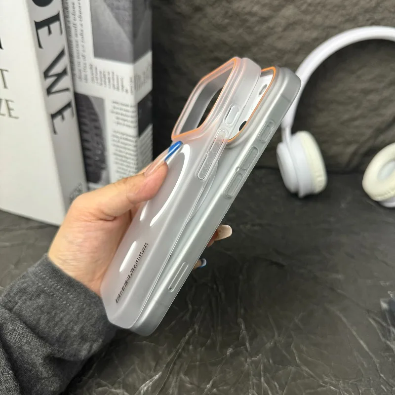 MagSafe Compatible Matte Hard PC Shockproof Phone Case with Wireless Charging and Bumper Protection