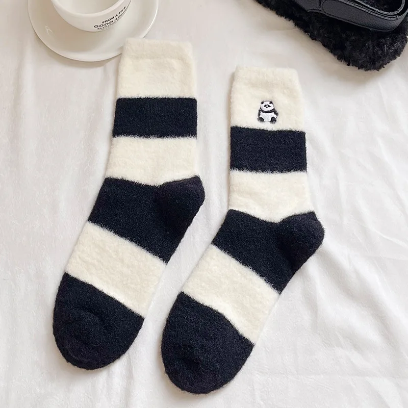 Autumn and Winter Striped Aussie Velvet Mid-tube Socks Women's Thick Velvet Thermal Socks Coral Velvet Floor Sleeping Socks