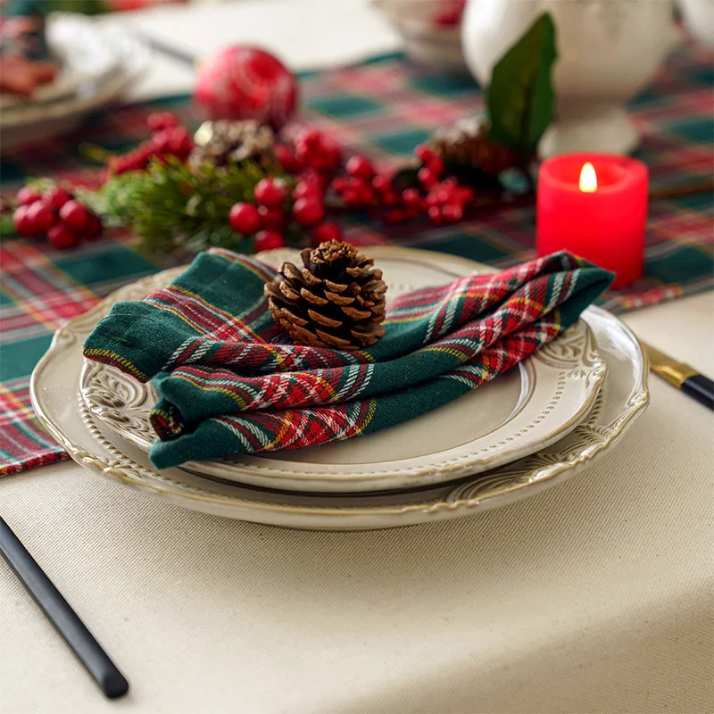 Description Picture 4 of item4PCS Christmas Scottish Tartan Plaid Cloth Napkins 40x40cm Classsic Red Green Plaid Dinner Napkins For 2024 Xmas Table Decor