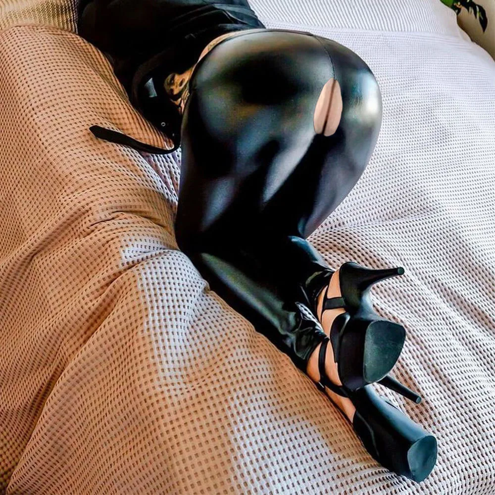 Рисунок 2 - Невидимые Брюки с открытыми сиденьями