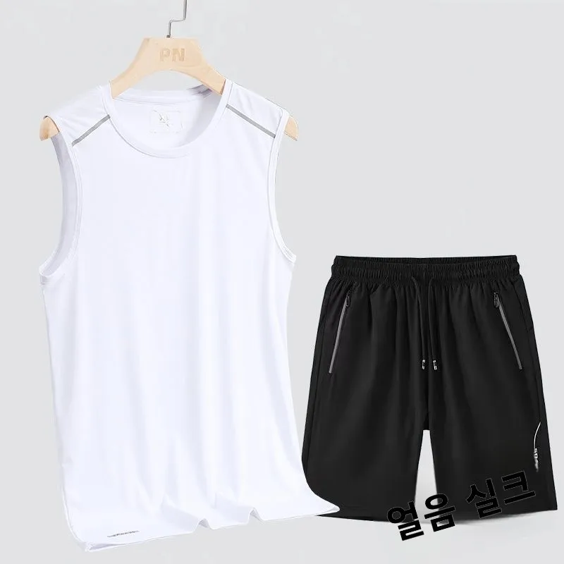 2025 신상 남성 여름 스포츠웨어 아이스 실크 캐주얼 반팔 세트 편안하고 통기성 좋은 타월 소재 반바지 팬츠 의상