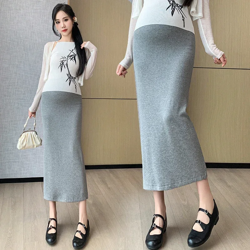 Short Maternity Summer Straight Skirts Stretched Solid Color Pregnant Woman Knitting Skirt Slim Hips Pregnancy Pencil Skirts