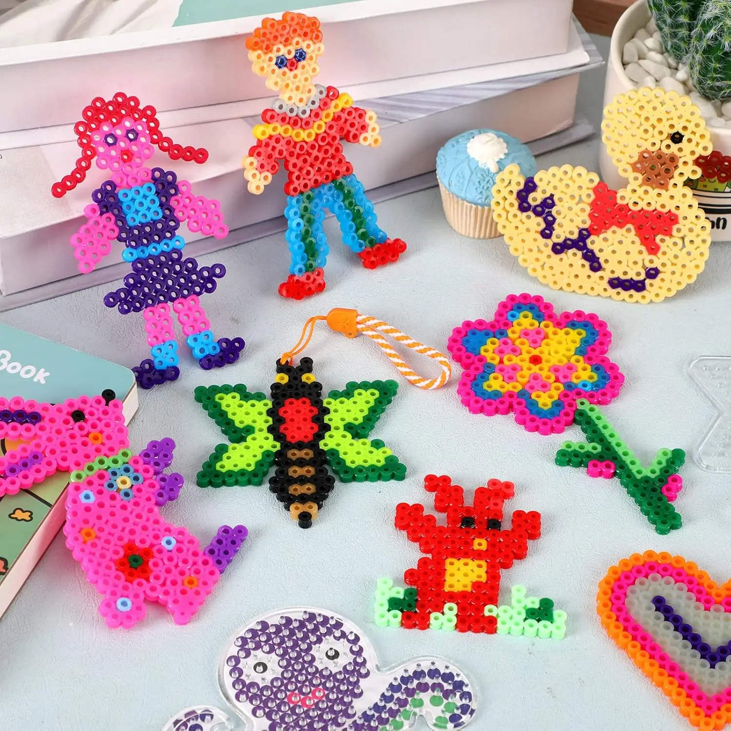 20Pcs 5mm Perler Hama Beads Pegboards Clear Animal Shape Plastic Pegboards with 20 Pcs Colorful Cards for Kids DIY Craft Beads 4