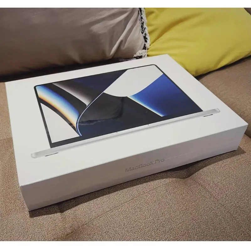 ★良品★MacBookProMVVL2J/A Corei9/32GB/SSD1T Amazon.com: Apple MacBook Pro 2019 with 2.3GHz Intel Core i9