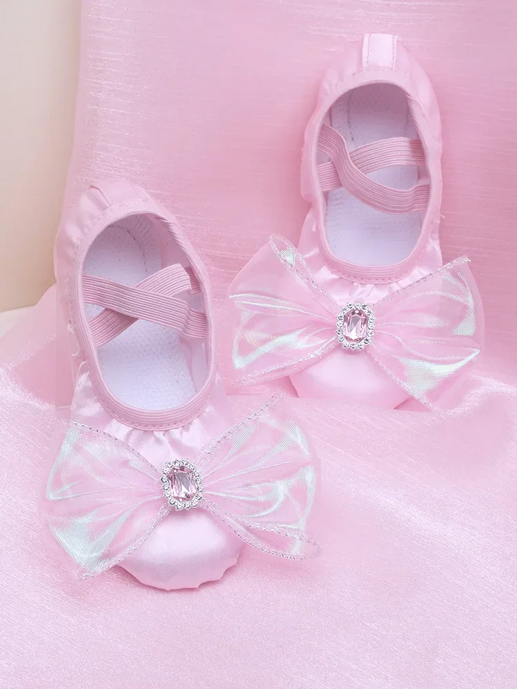New Ballet Flats Children's Dance Shoes Soft-Soled for Girl Satin Cat Caws Free Lace-up Rabbit Stage Performance Dance Shoes 3