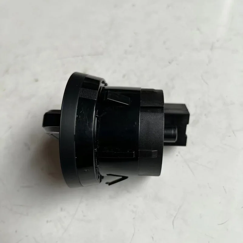 For CNHTC SINOTRUK HOWO MAX T7H TH7 Rotating Light Switch WG9918580066 AUTO Cab Truck Parts