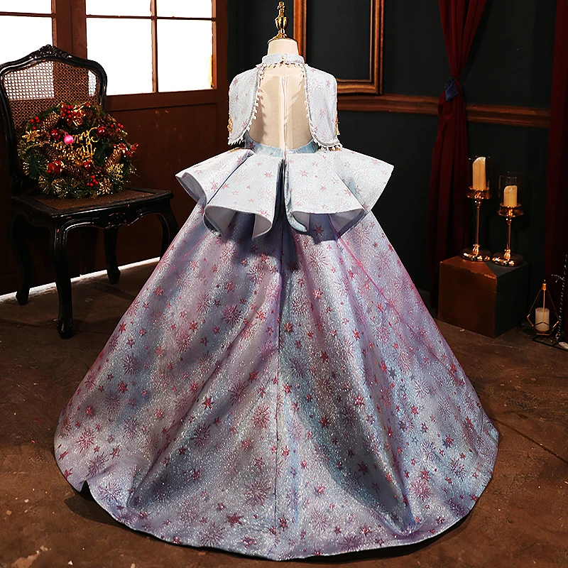 Рисунок 4 - Роскошные женские платья