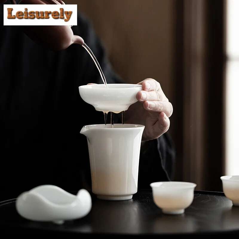 Exquisite Ice Seed Jade White Porcelain Petal Tea Separator Infusor Tea Strainer Tea Brewing Tea Filter Tea Ceremony Decoration