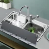 Kitchen Sink Water Splash Guards Sucker Flaps Silicone Waterproof Splatter Screen Dish Fruit Vegetable Washing Anti-water Board 2